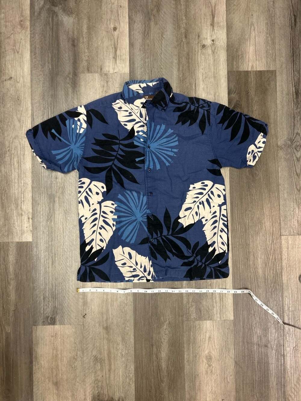 Café Luna Men's Tropical Leaf Print Short Sleeve Button-Down Shirt